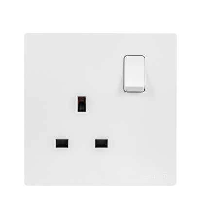 GG32E204B 1-Gang Outlet with 1-Pole Switch