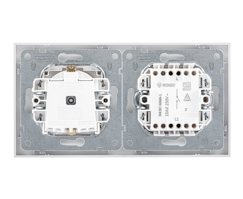GG32E204D 1-Gang 1-Pole Switch + 3-Pin Outlet