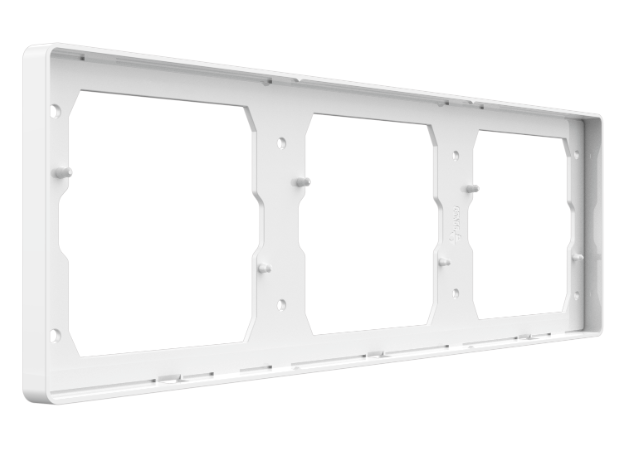 GG37K386 White - Side Angle View