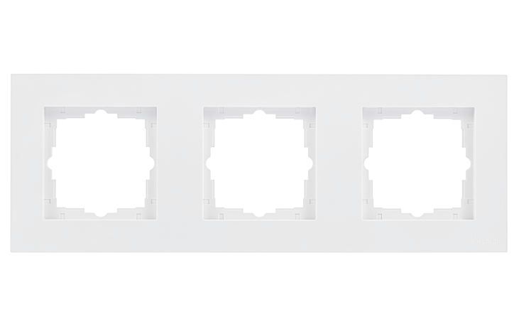 GG32K386 3-Gang Blank Plate